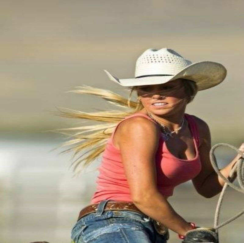 Woman in Cowboy Hat — Pink, Dynamic