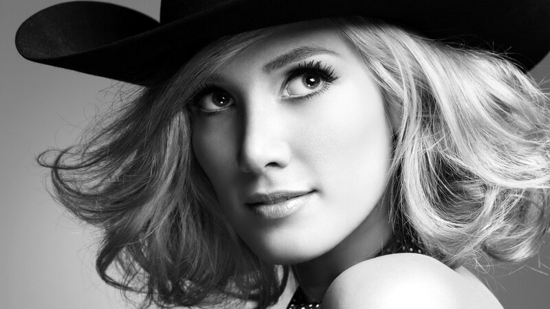 woman in cowboy hat portrait