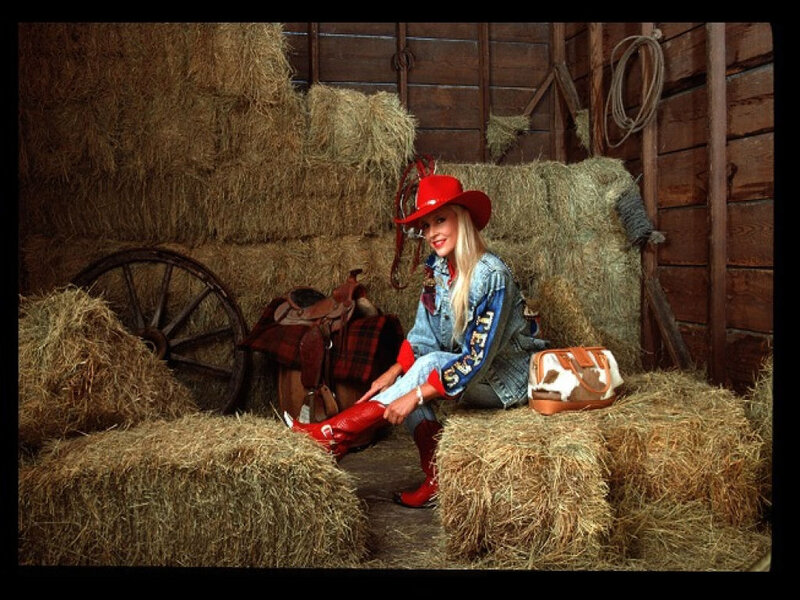 Woman in Cowboy Hat — Red, Calm