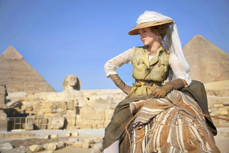 Woman in desert attire at Giza