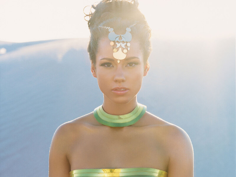 Woman in Desert — Green, Dramatic