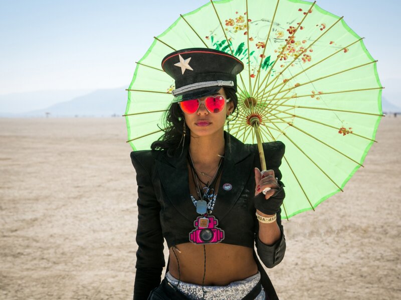 Woman in Desert — Green