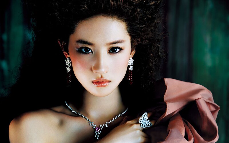 woman in elegant jewelry