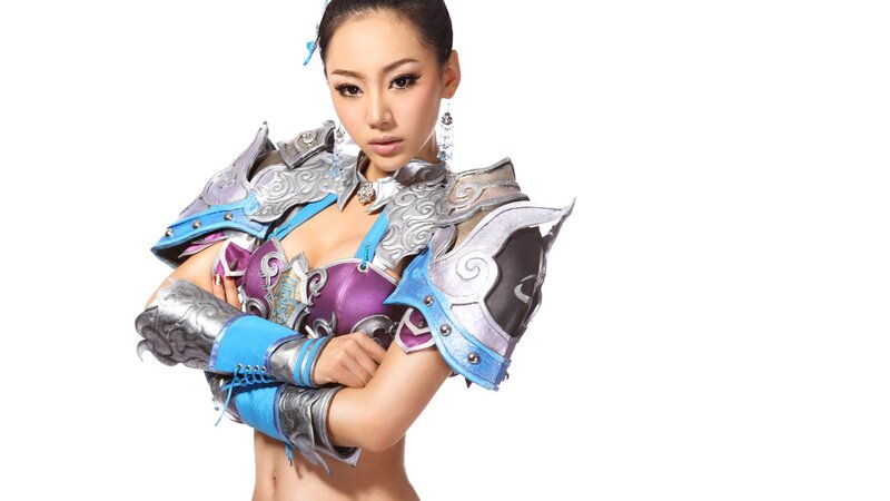 woman in fantasy armor
