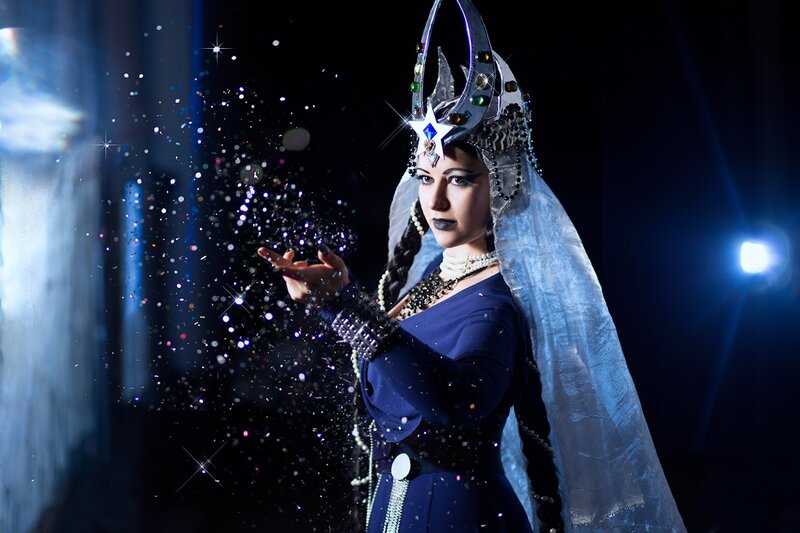 Woman in Fantasy Costume — Blue, Dramatic