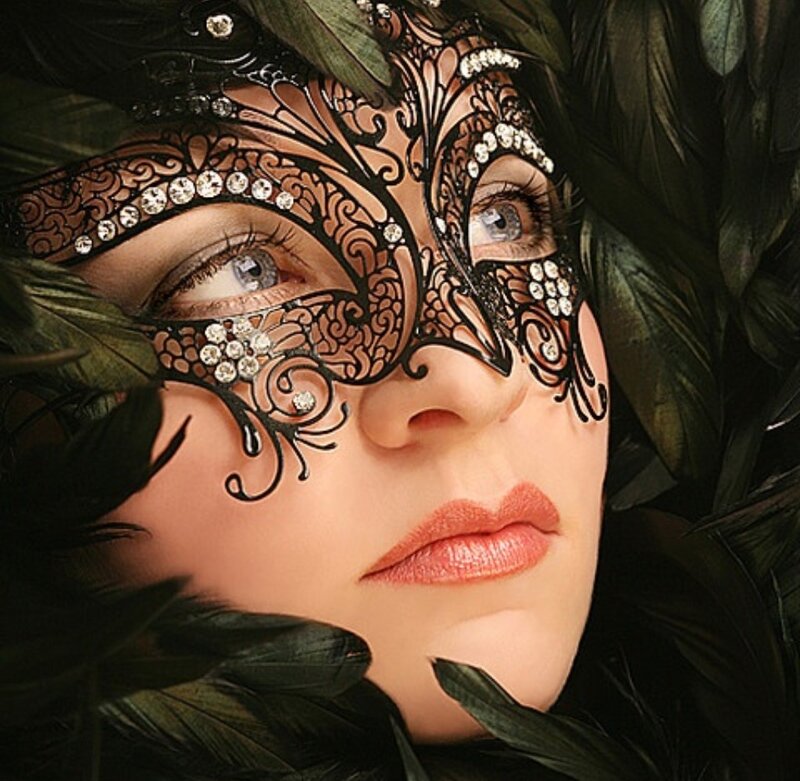 Woman in Feather Mask — Black