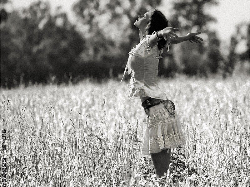 Woman in Field — Black, Serene