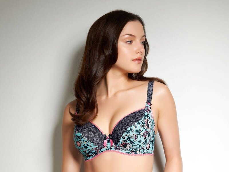 woman in floral bra