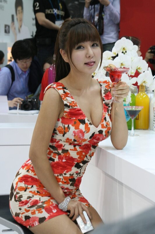 Woman in Floral Dress — Red, Casual