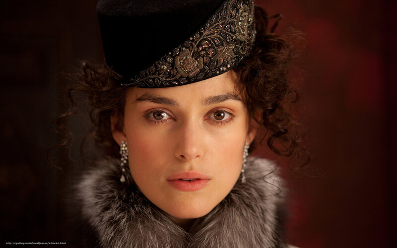 woman in fur coat and hat