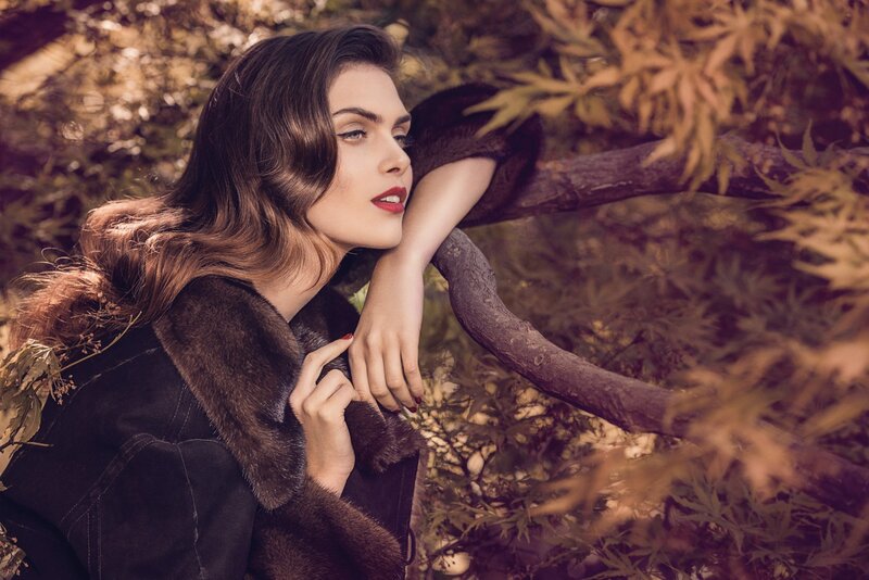 Woman in Fur Coat — Brown, Dramatic, Autumn, Photograph