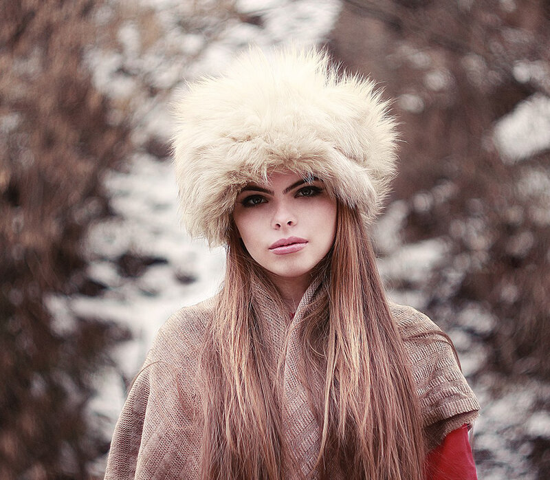 Woman in Fur Hat — Brown, Serious