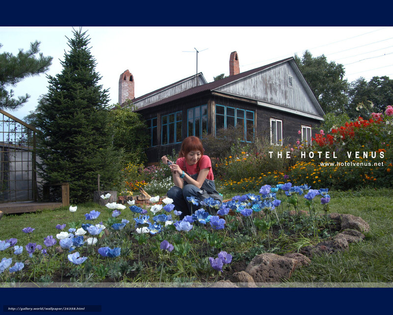Woman in garden at Hotel Venus