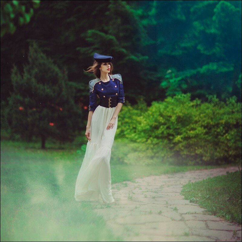 Woman in garden with hat