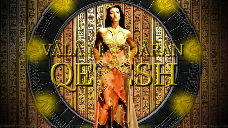 Woman in Golden Costume — Gold, Dramatic, Digital Art