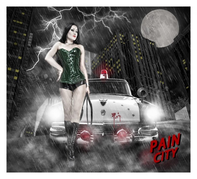 Woman in Green Corset — Black