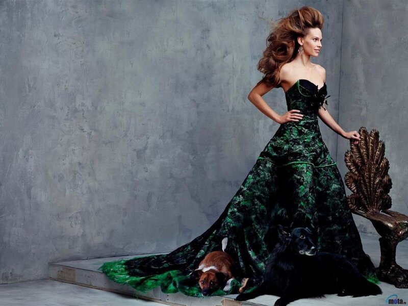 Woman in Green Gown — Dramatic