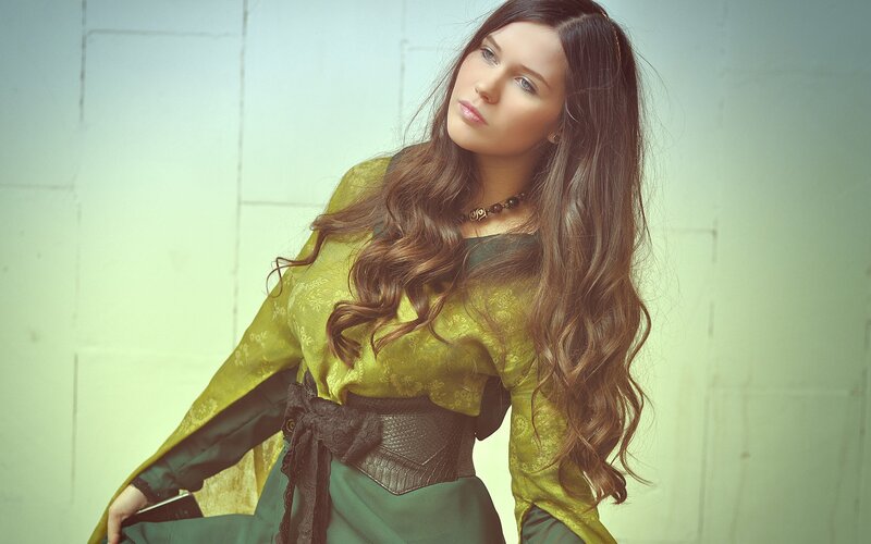 woman in green medieval dress