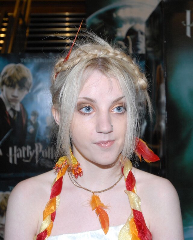 woman in harry potter costume