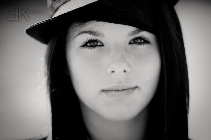 woman in hat portrait