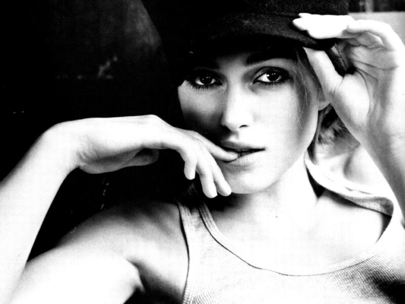 woman in hat portrait