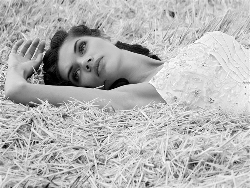 Woman in Hay Field — Black