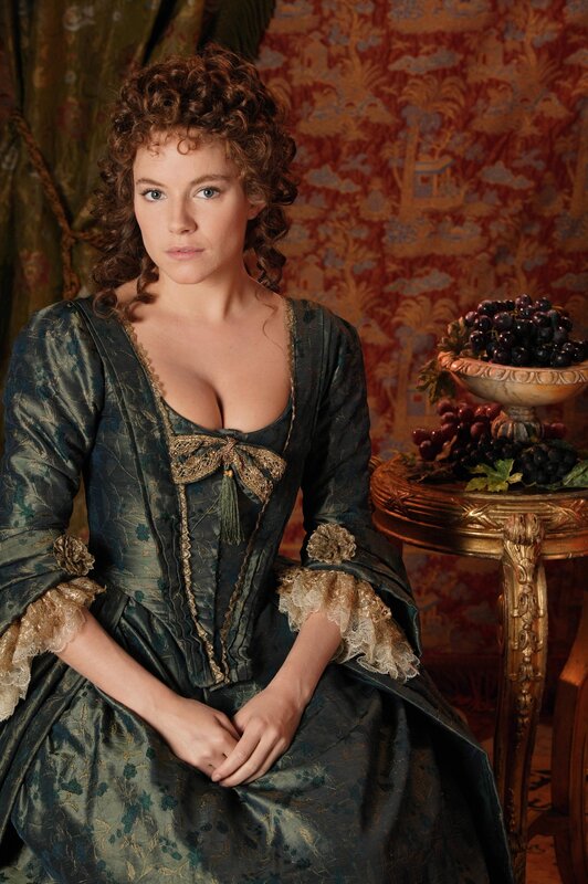 Woman in Historical Dress — Green, Dramatic, Photograph