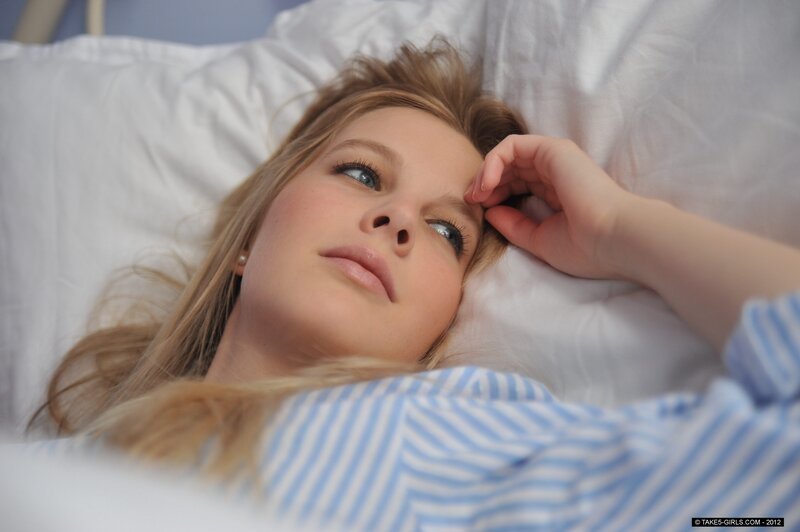 woman in hospital bed