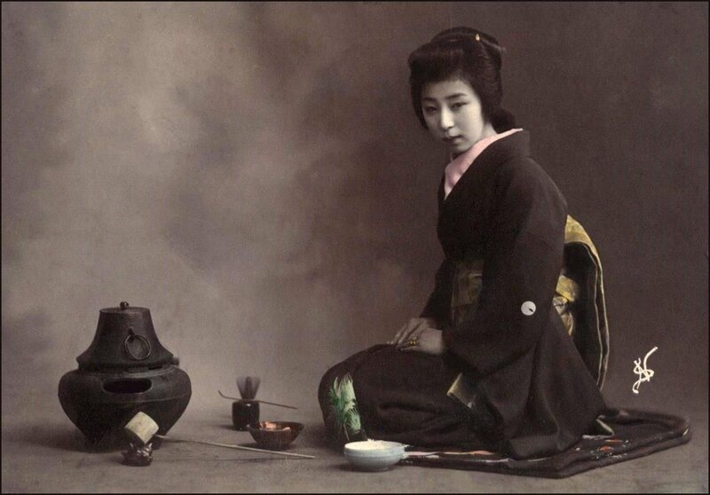 Woman in Kimono — Black, Serene