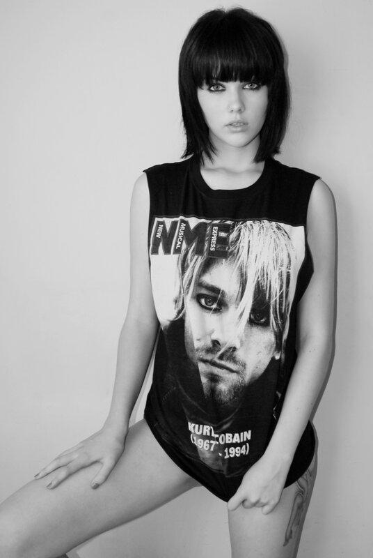 woman in kurt cobain shirt