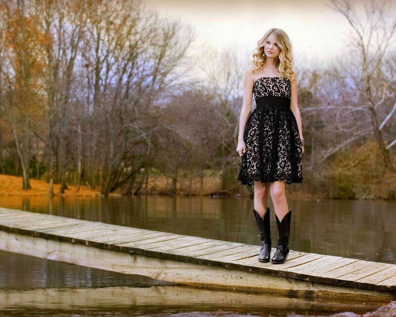 Woman in Lace Dress — Black, Serene, Autumn