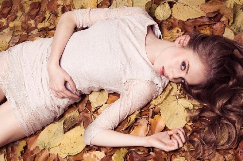 Woman in Lace Dress — Brown, Calm