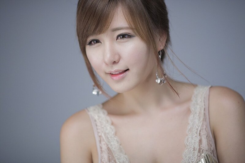 woman in lace top