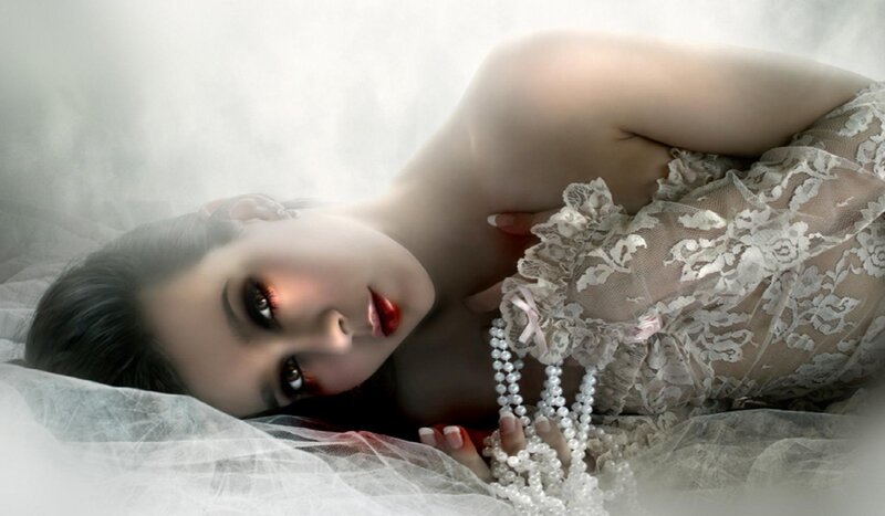 woman in lace with pearls