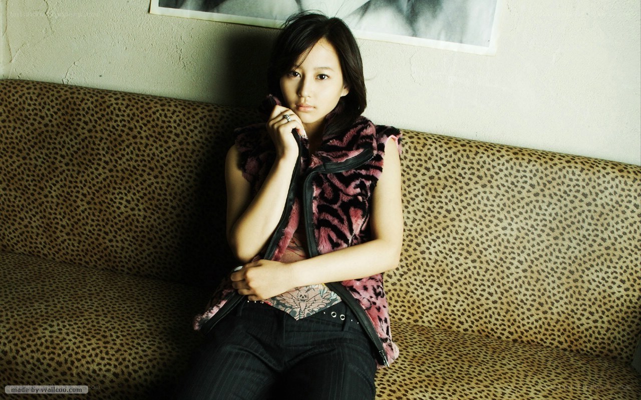 woman in leopard couch