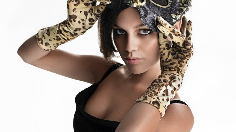 Woman in Leopard Gloves — Black