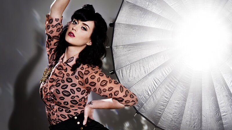 woman in leopard print shirt