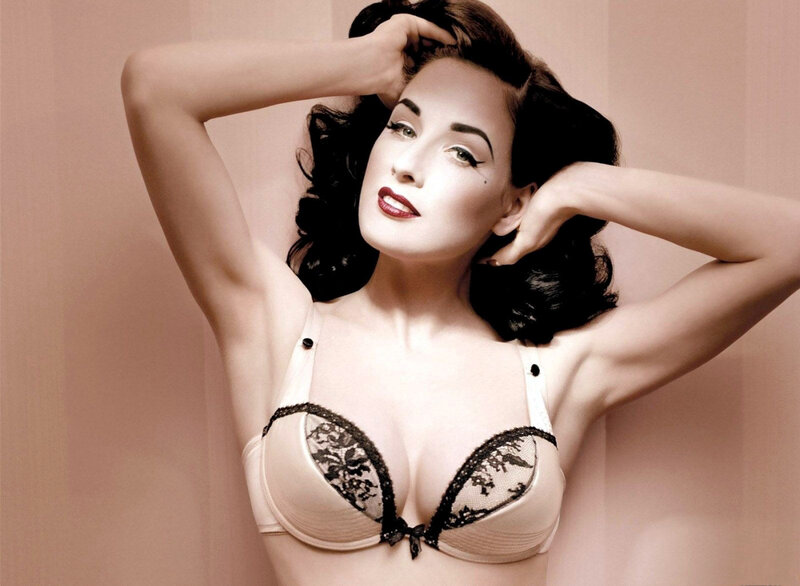woman in lingerie posing