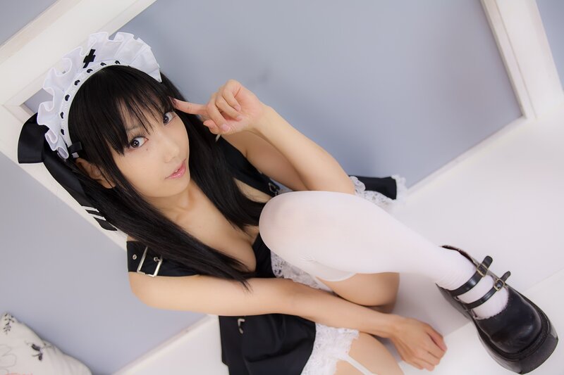 woman in maid costume