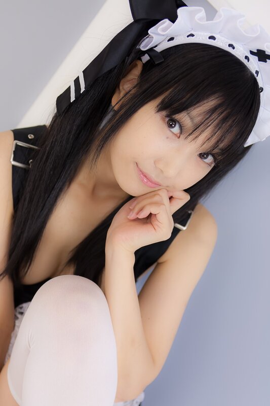 woman in maid costume