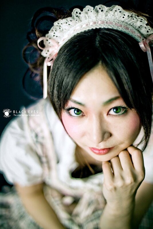woman in maid costume