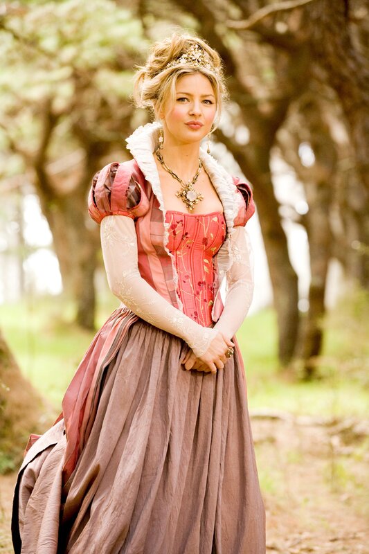 woman in medieval dress