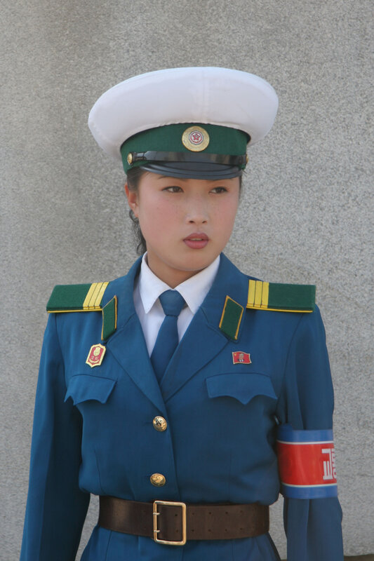 woman in military uniform