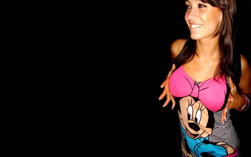 woman in minnie mouse shirt