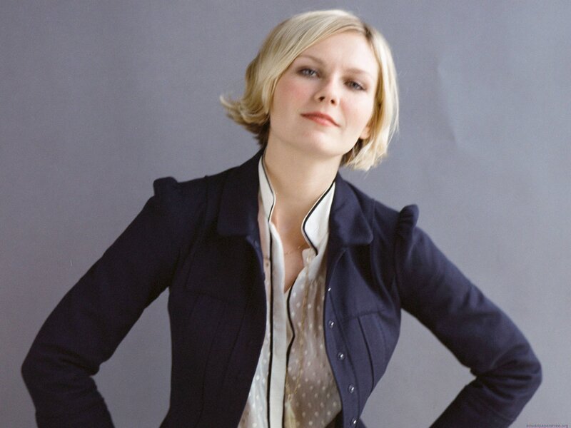 woman in navy blazer