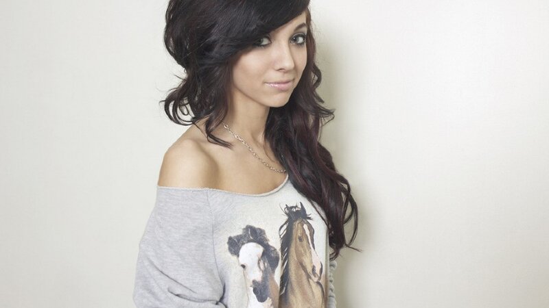woman in off-shoulder shirt