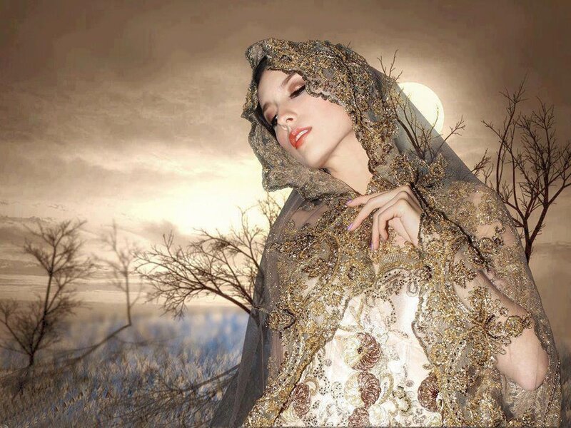 Woman in Ornate Veil — Gold