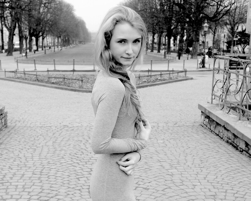 woman in park portrait