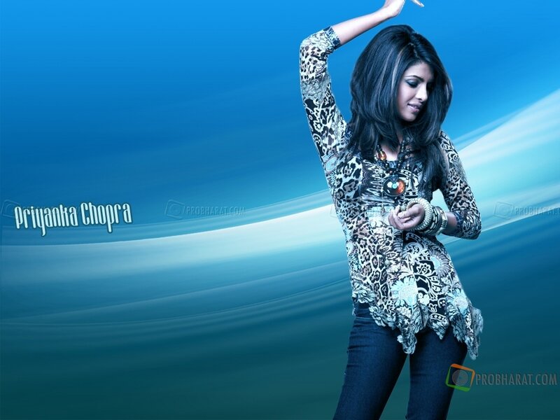 Woman in Patterned Top — Blue, Dynamic