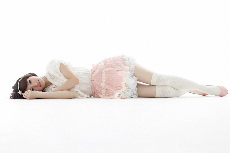 woman in pink and white dress